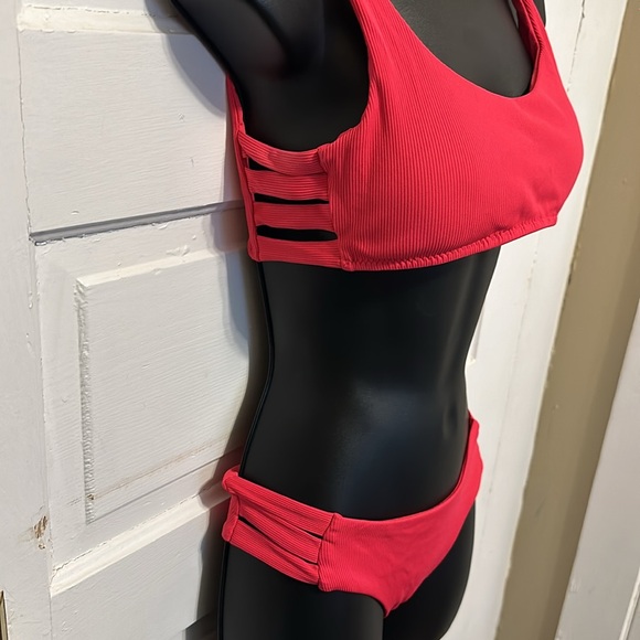 Host Pick ✨ Becca Two-Piece Swim - Picture 3 of 9